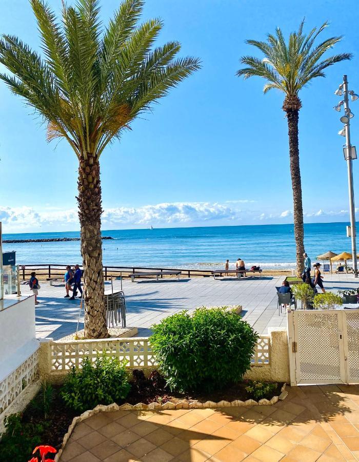 Апартаменты Blue House 1ª Linea Playa Торевьиа Экстерьер фото