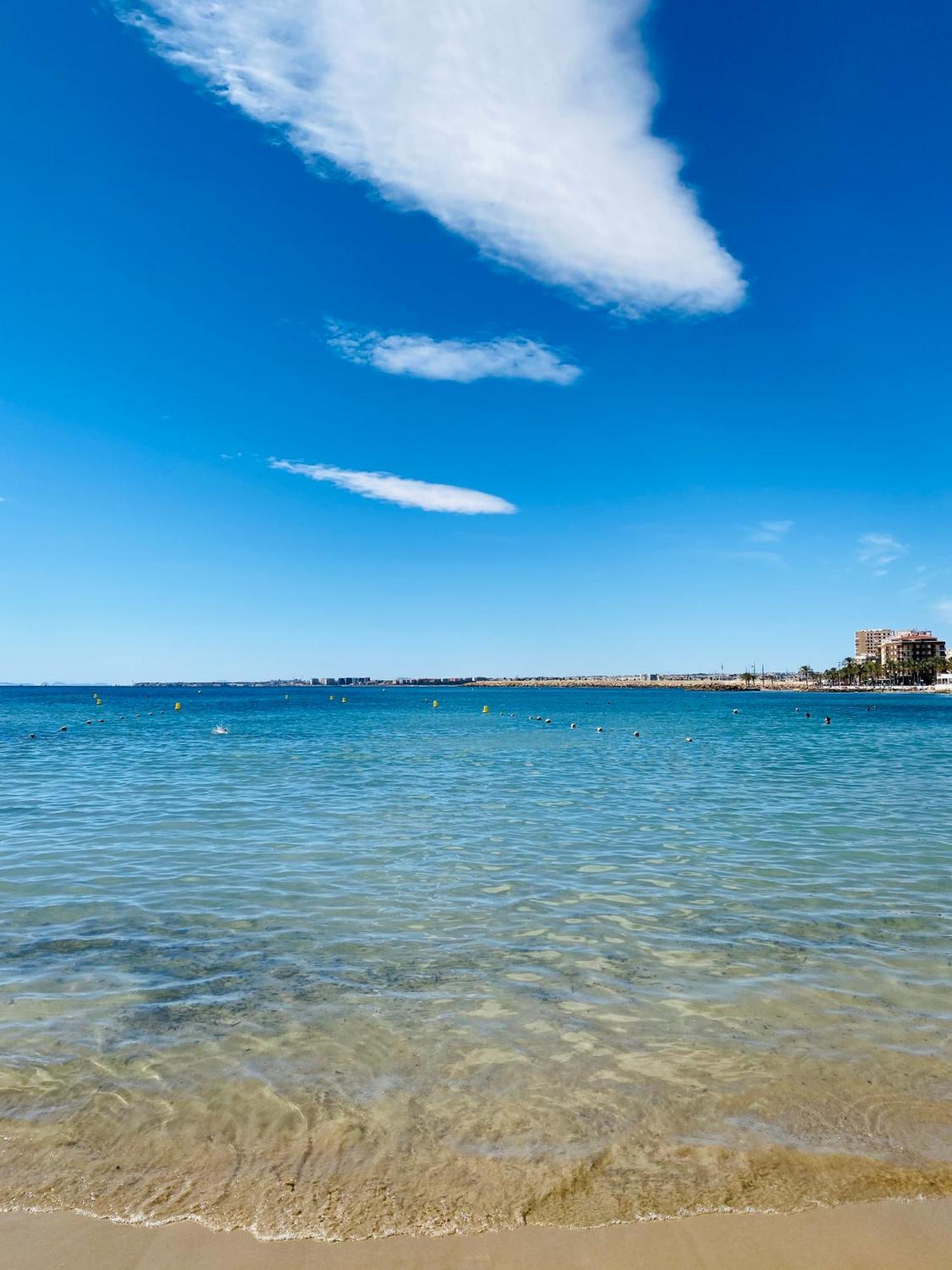 Апартаменты Blue House 1ª Linea Playa Торевьиа Экстерьер фото