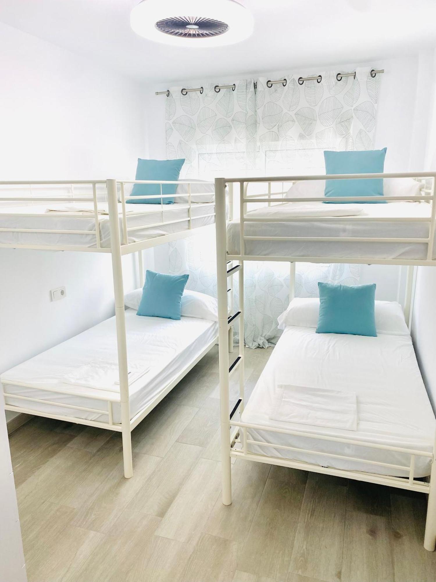 Апартаменты Blue House 1ª Linea Playa Торевьиа Экстерьер фото